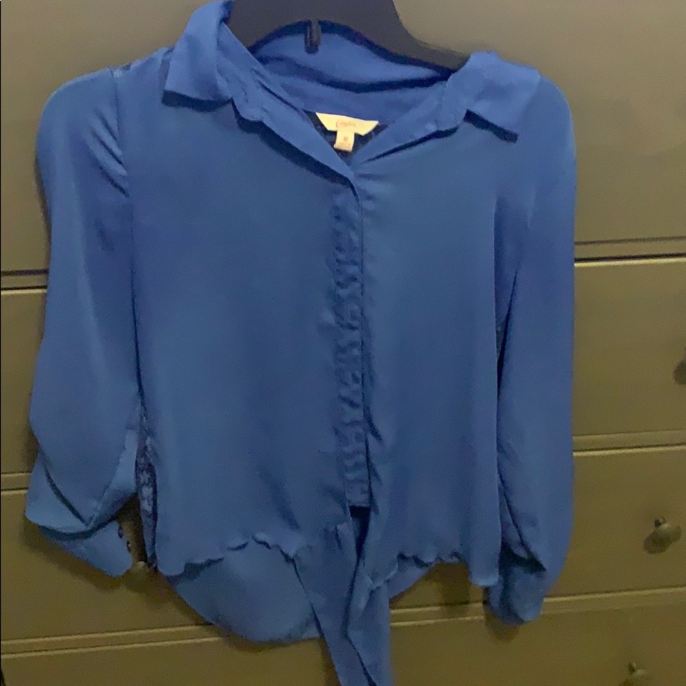 Blue blouse with lace back